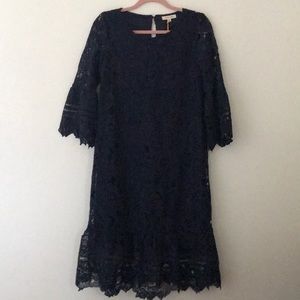 Beautiful navy blue lace dress - new with tags
